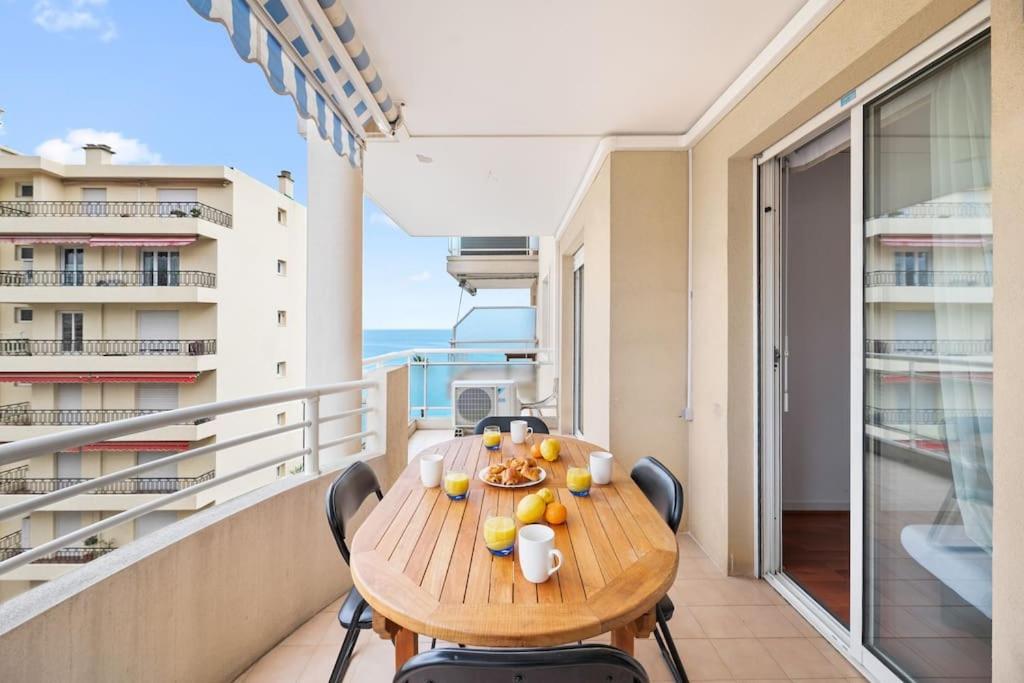 Riviera Prestige - Front De Mer - Terrasse - Parking ロクブリュヌ＝カップ＝マルタン エクステリア 写真
